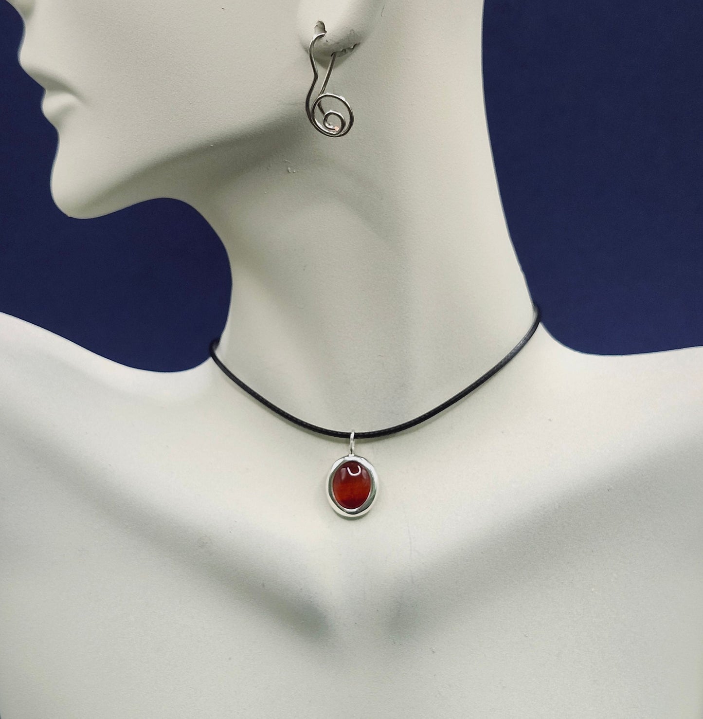 Oval Carnelian necklace, Y2K necklace, Protection necklace, Carnelian pendant necklace, Black string necklace, Oval pendant, Black cord