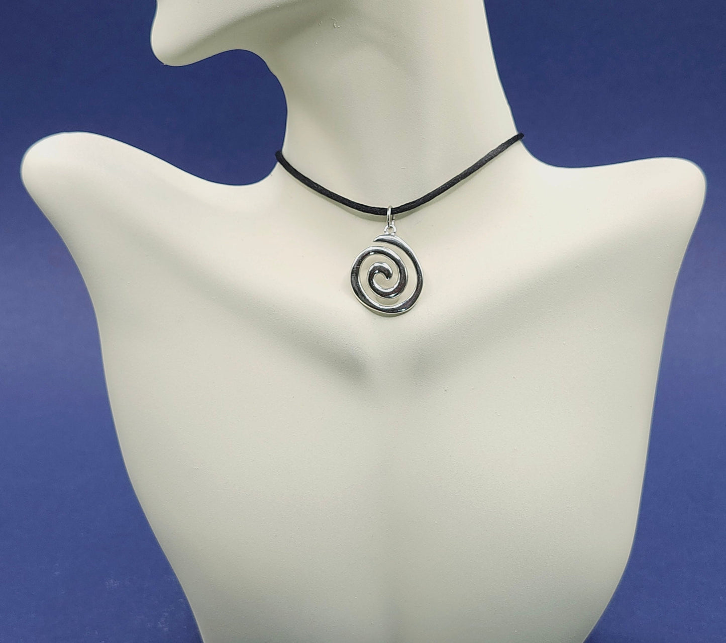 Swirl Necklace, Y2K necklace, Spiral necklace, Protection necklace, Gift for daughter, Talisman necklace, Amulet Necklace, Boyfriend necklace, Protection amulet, Adjustable length