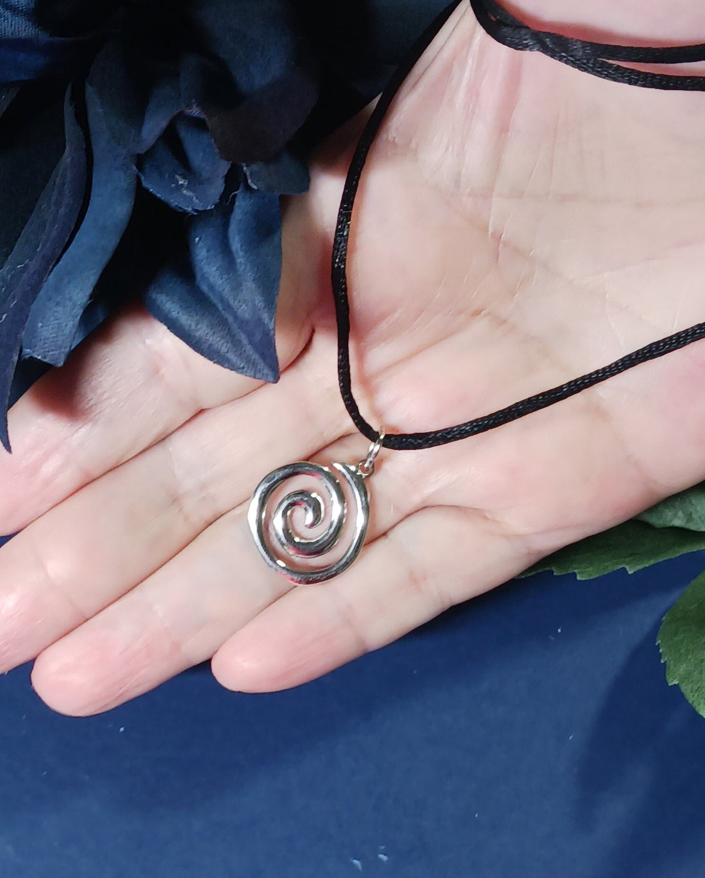 Swirl Necklace, Y2K necklace, Spiral necklace, Protection necklace, Gift for daughter, Talisman necklace, Amulet Necklace, Boyfriend necklace, Protection amulet, Adjustable length