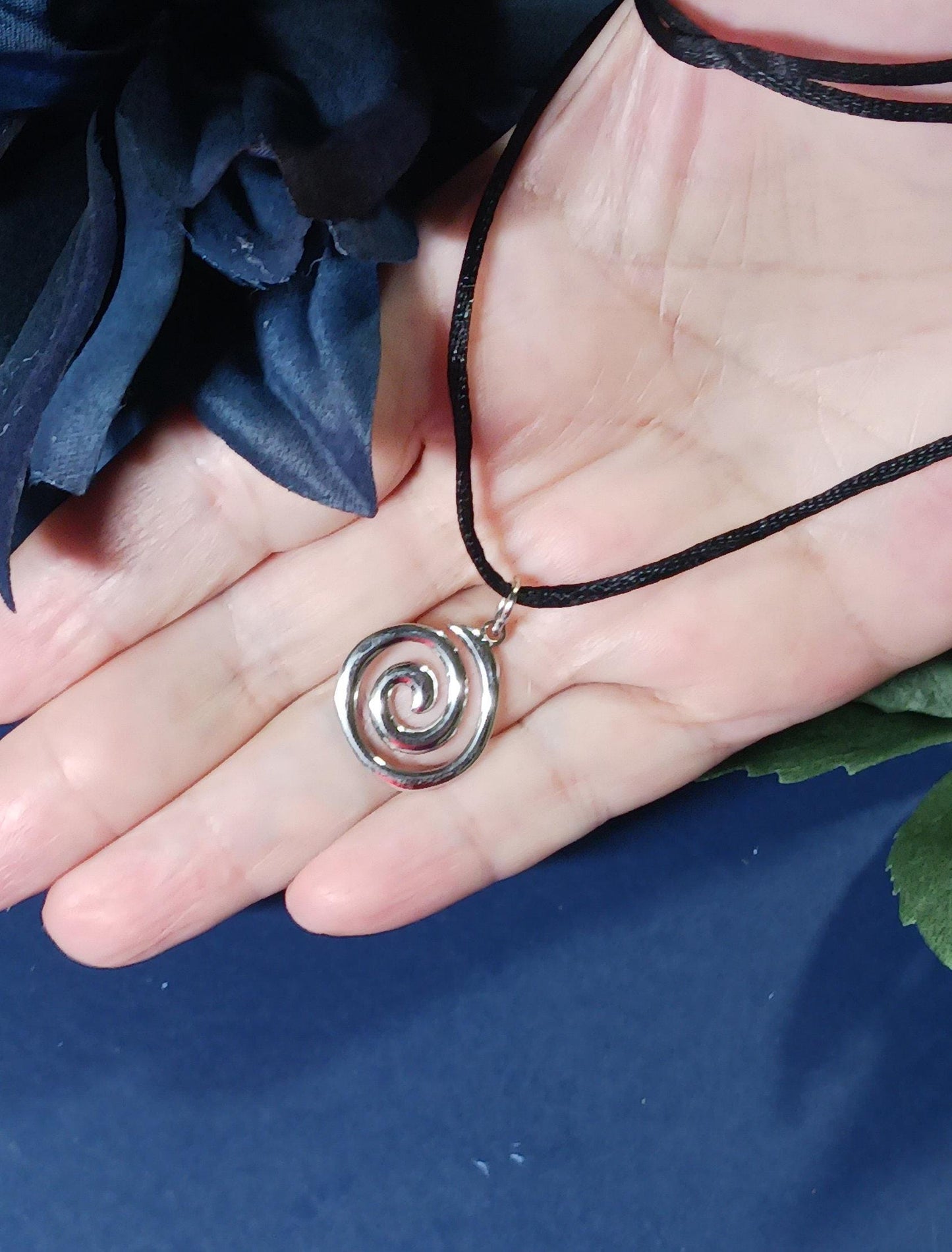 Swirl Necklace, Y2K necklace, Spiral necklace, Protection necklace, Gift for daughter, Talisman necklace, Amulet Necklace, Boyfriend necklace, Protection amulet, Adjustable length