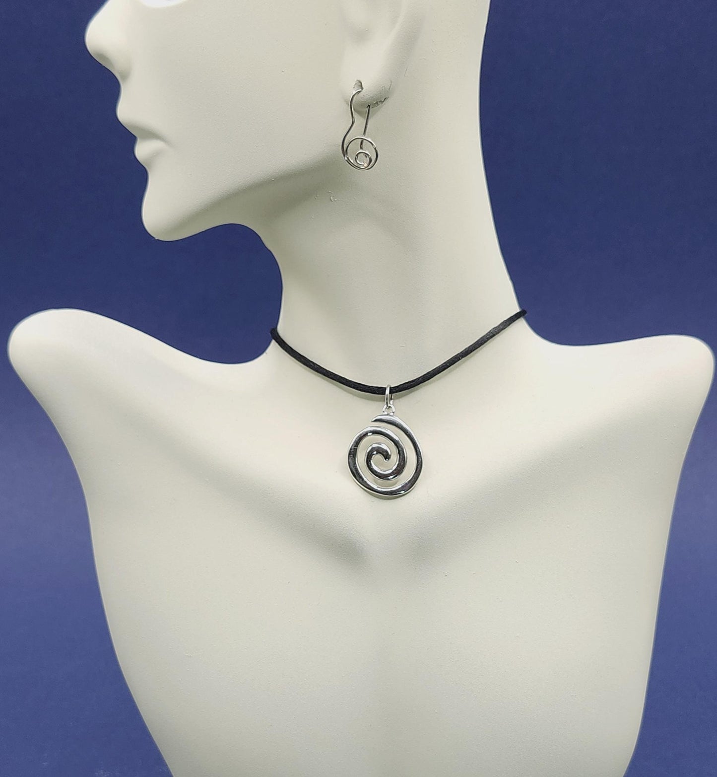 Swirl Necklace, Y2K necklace, Spiral necklace, Protection necklace, Gift for daughter, Talisman necklace, Amulet Necklace, Boyfriend necklace, Protection amulet, Adjustable length