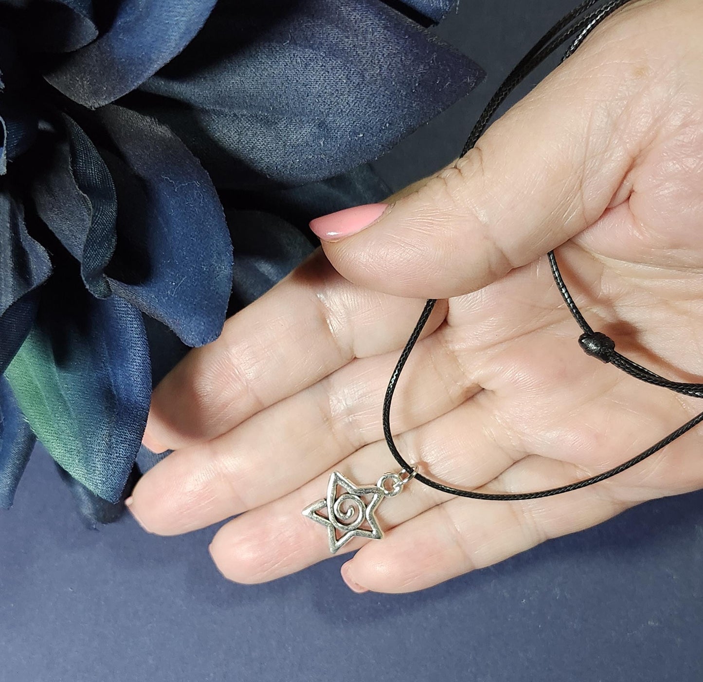 Star pendant necklace, Y2K necklace, minimalist necklace, Protection necklace, Spiral necklace, 16th birthday gift, 18th birthday gift, 21st birthday gift, 25th birthday gift, friendship necklace, best friend necklace