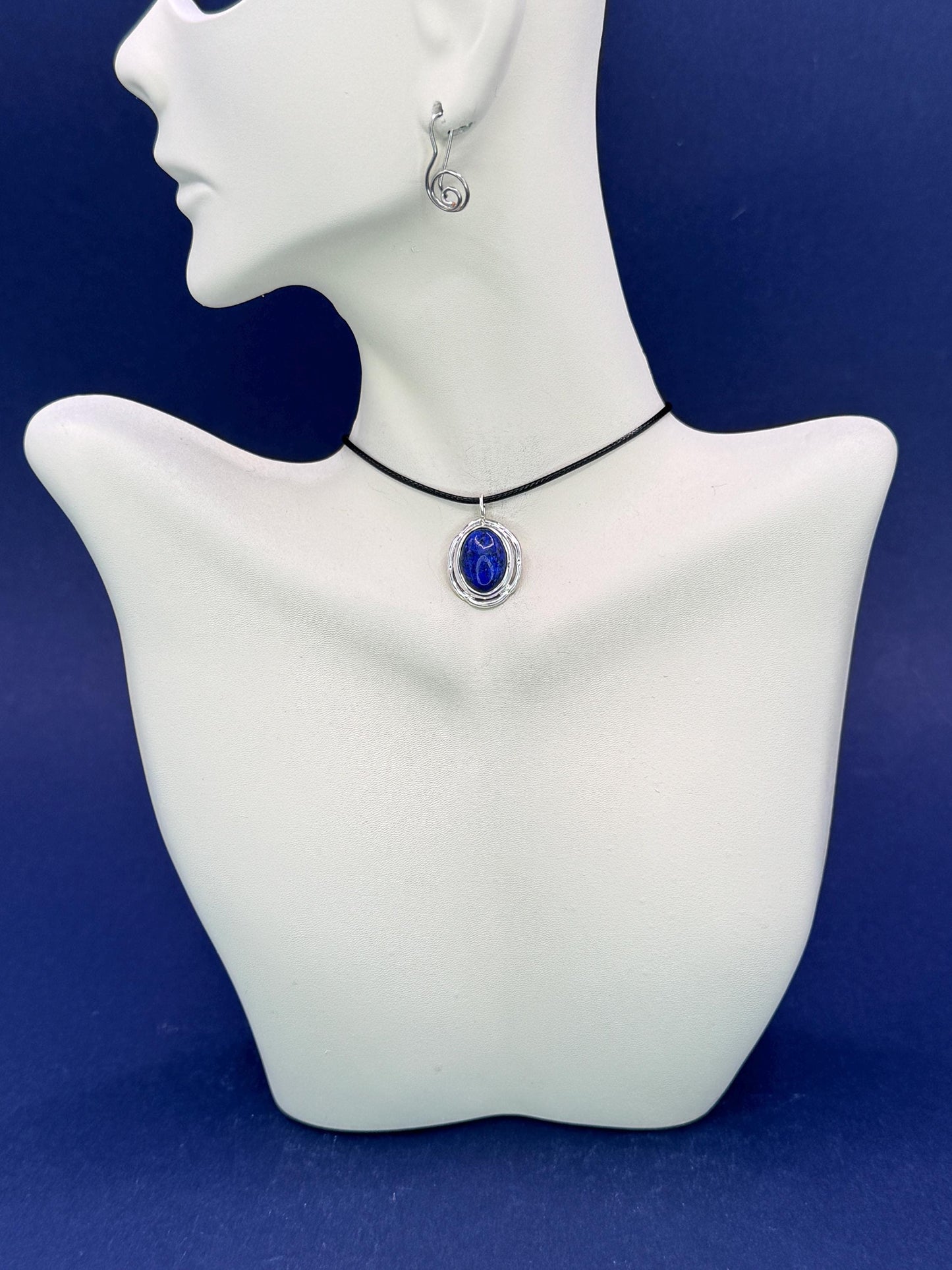 Lapis Lazuli Pendant, Lapis Zoisite Crystal, Y2K necklace, Protection necklace, Trending now, daughter in law gift, 40th birthday gift, Mama necklace, 30th birthday gift, 40th birthday, mother of the bride, mother of groom gift,friendship necklace, best friend necklace
