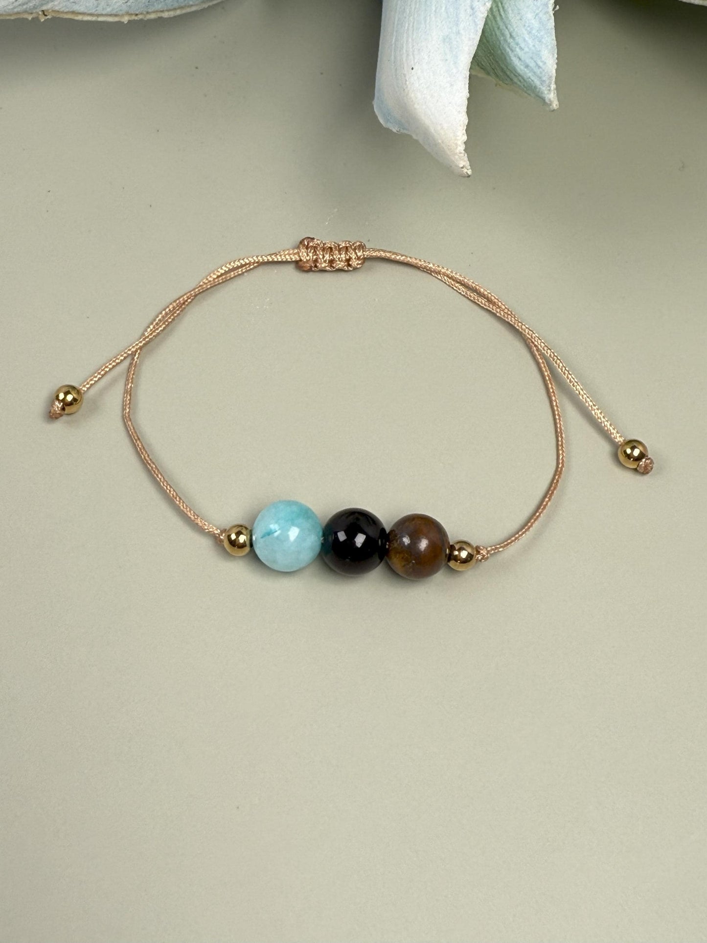 Confidence crystals, Self-confidence 3 bead bracelet, Amathonite Tourmaline Tigers eye beige bracelet Beaded confidence bracelet Self-esteem