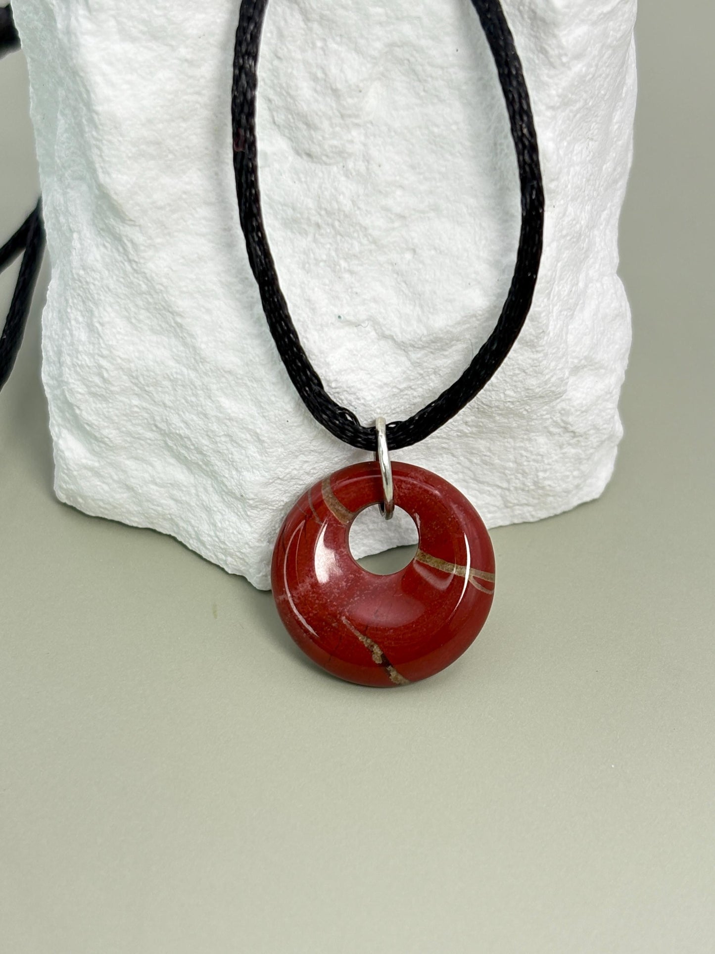 Agate necklace, Y2K necklace, thank you gift, Protection necklace, simple necklace, everyday necklace, Evil Eye Necklace, mom necklace, best friend necklace, 21st birthday, 30th birthday, daughter necklace, Circle necklace