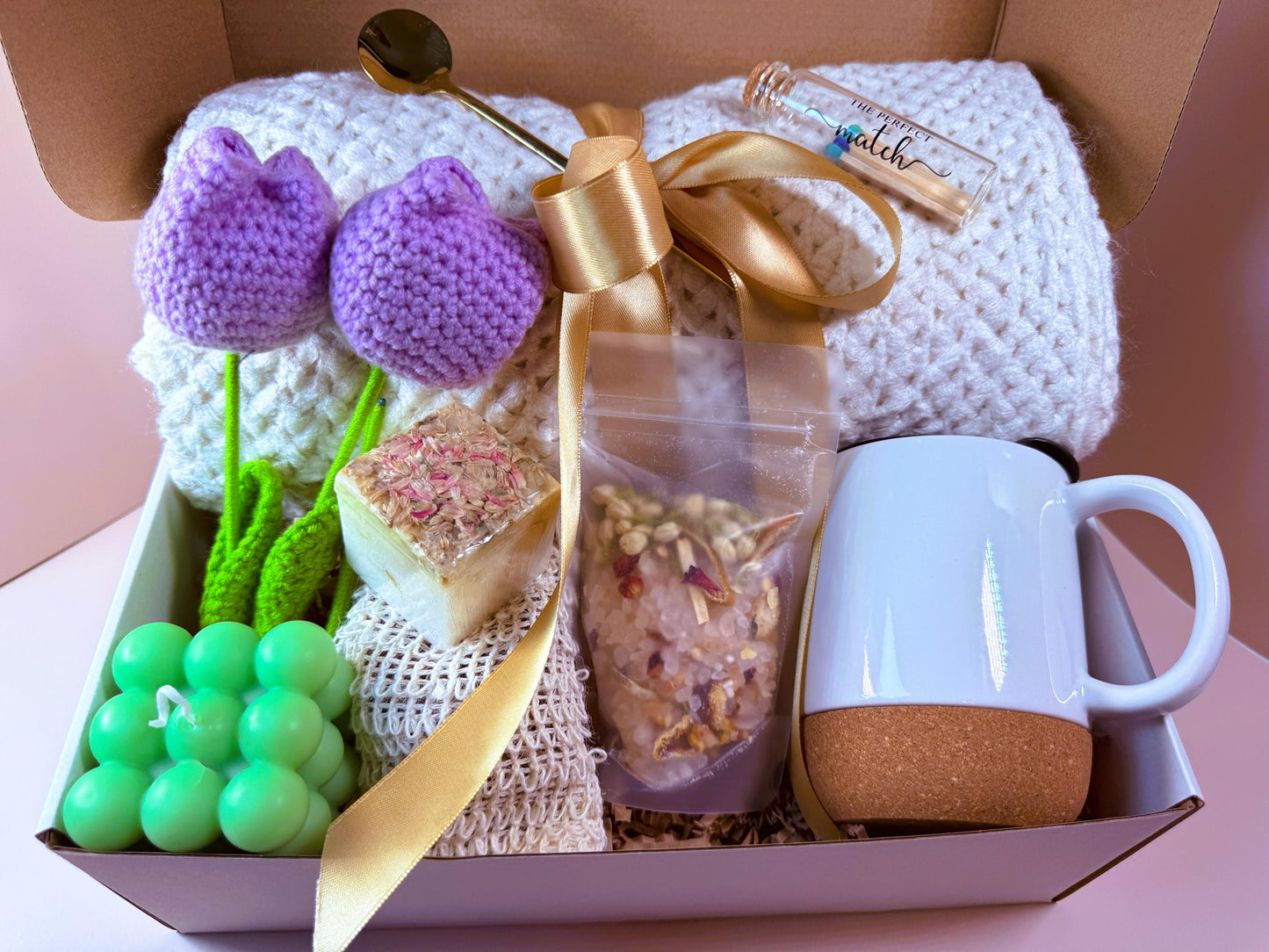 sunshine gifts, sending sunshine gifts, hug in the box, thinking of you care package, care package, cozy gift, extra cozy gift, hygge gift box, hygge gift basket, gift basket for her, hygge gift ideas, gifts for women, fall gifts for team, corporate gifts, appreciation gift, gifts for her, holiday gifts, holiday gift basket, valentine's gifts, valentine's day gift box, holiday gifts for women, corporate gifts, employee gift box, get well care package, gift basket for mom gift box for bes