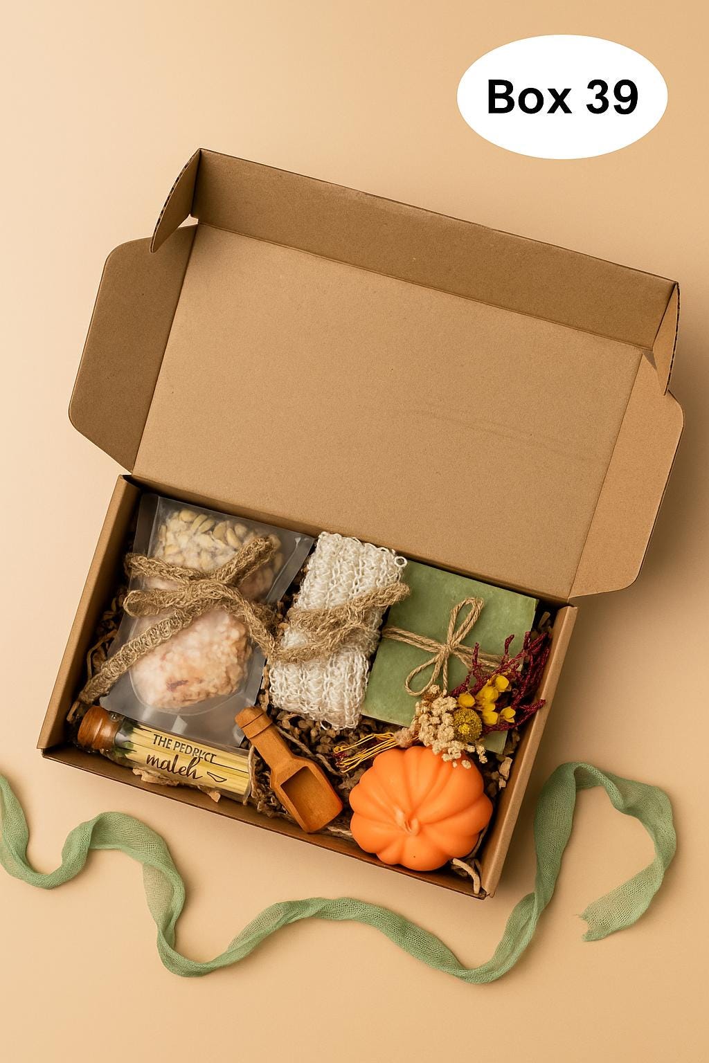 Hygge Fall Gift Box, Fall Vibes Cozy Fall Gift Set, Harvest Gift, Pumpkin Spice, Halloween Gifts, Spooky Season Gift, Boo Basket, Autumn Gift Basket, Cozy Fall Care Package