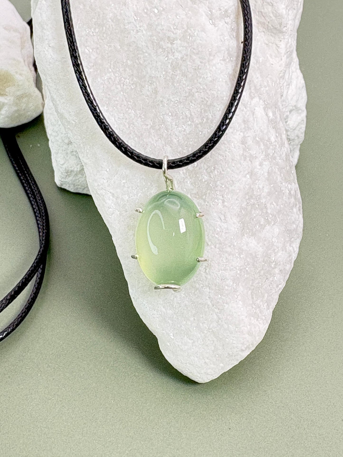 Peridot necklace, Evil Eye Necklace, Y2K jewelry, Mama necklace, 30th birthday, Godmother gift, 25th birthday gift, 30th birthday gift, daughter in law gift, Protection necklace, 50th birthday gift, mother of groom gift, mother of the bride