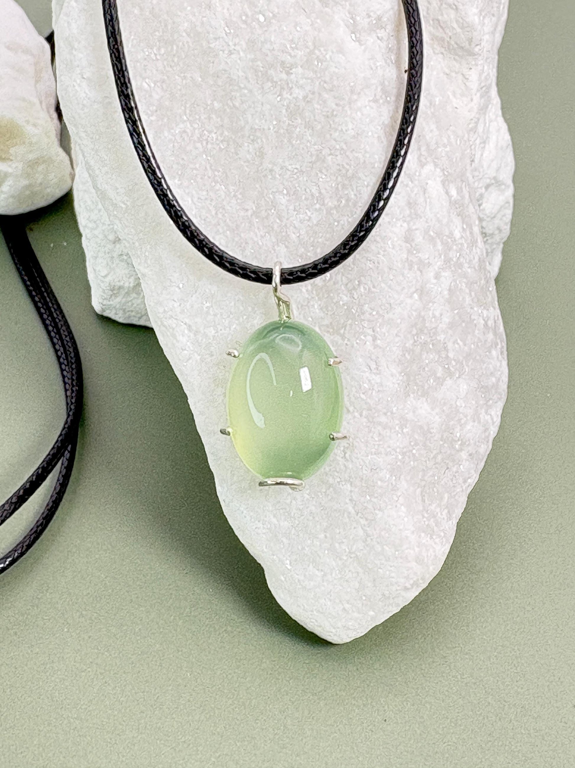 Peridot necklace, Evil Eye Necklace, Y2K jewelry, Mama necklace, 30th birthday, Godmother gift, 25th birthday gift, 30th birthday gift, daughter in law gift, Protection necklace, 50th birthday gift, mother of groom gift, mother of the bride