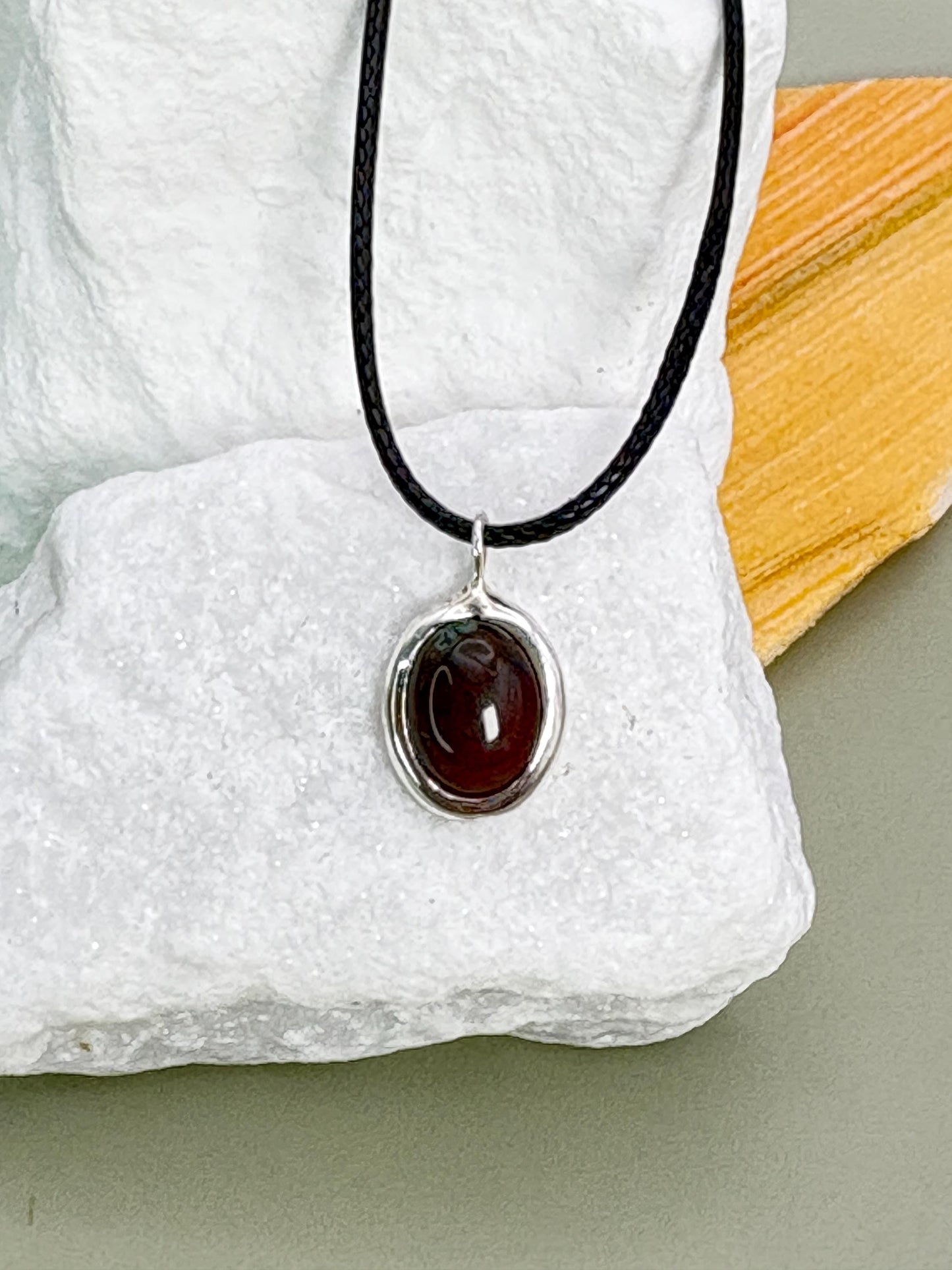 Carnelian necklace, Protection necklace, mother daughter gift, Sister in Law gift, gemstone necklace, Waterproof jewelry, Mom necklace, 18th birthday gift, 25th birthday gift, 30th birthday gift, Y2K jewelry, Sterling silver, Big sister gift