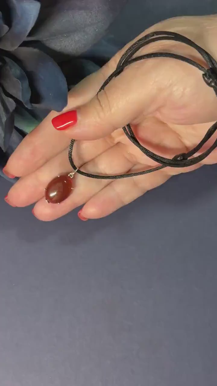 Adjustable Carnelian Sterling Silver Necklace: Y2K Estate Jewelry