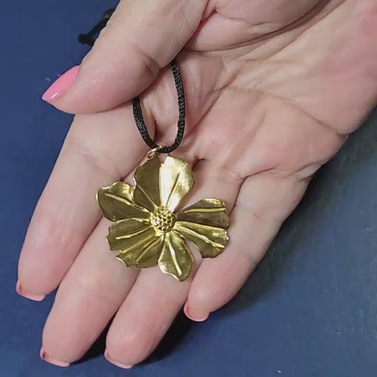 Dainty Birth Flower Necklace: Boho Y2K Style, Adjustable Length