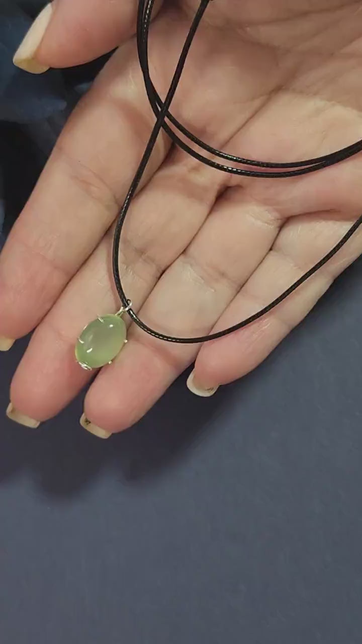 Peridot Protection Gemstone Necklace Y2K estate jewelry