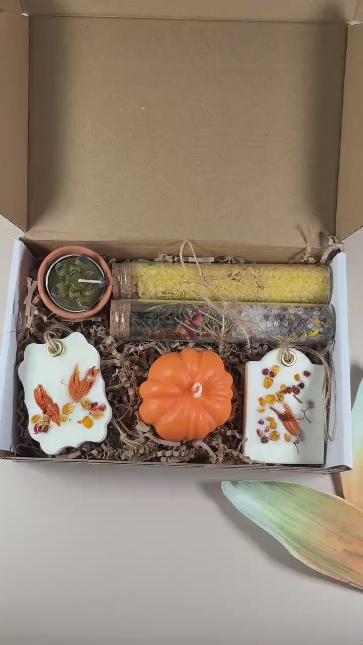 Thanksgiving Gifts – Fall Gift Basket, Spa Gift Set, Birthday Gift Box, Thanksgiving Favors